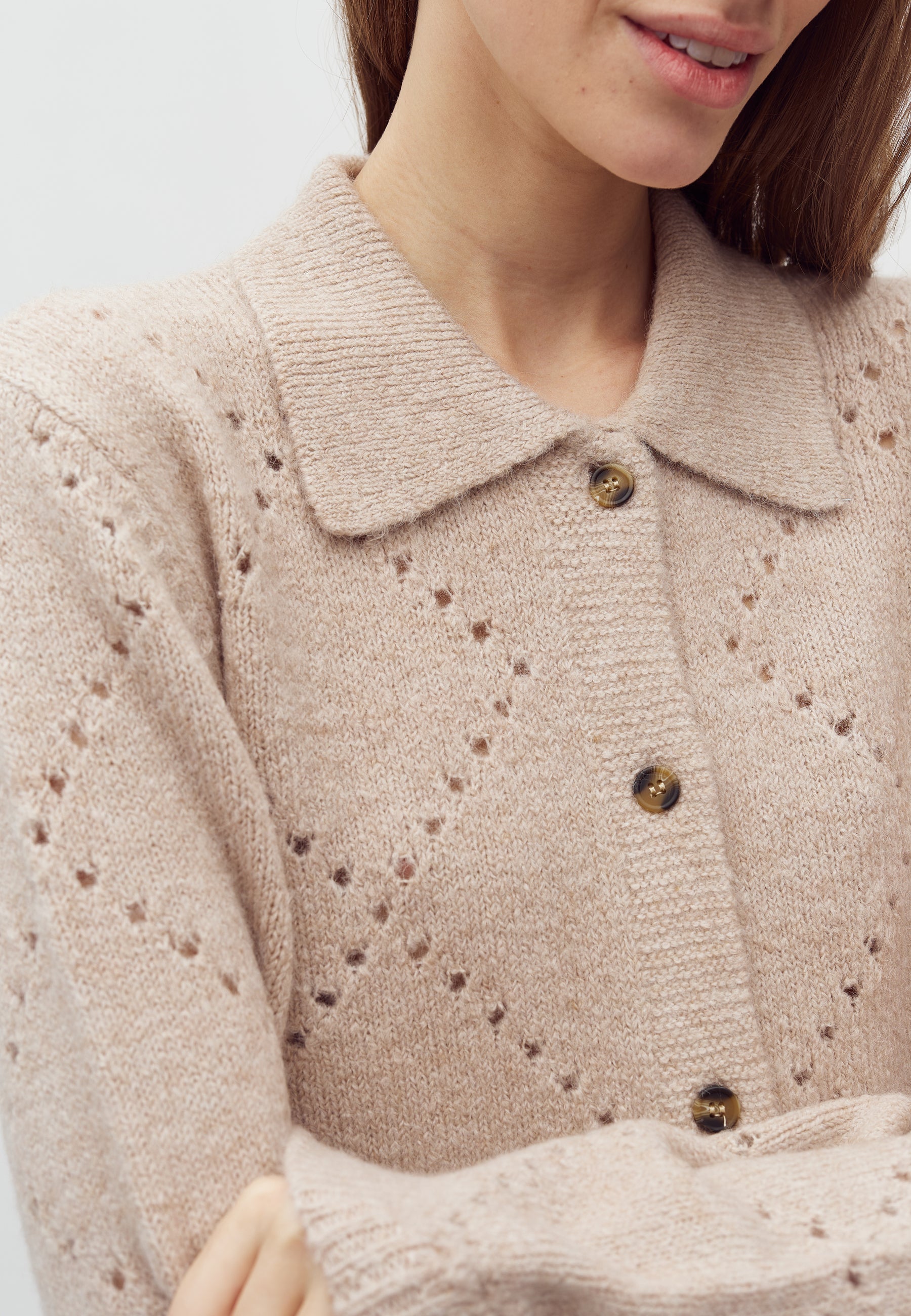 Pallioma-M_Light Beige_Model_2