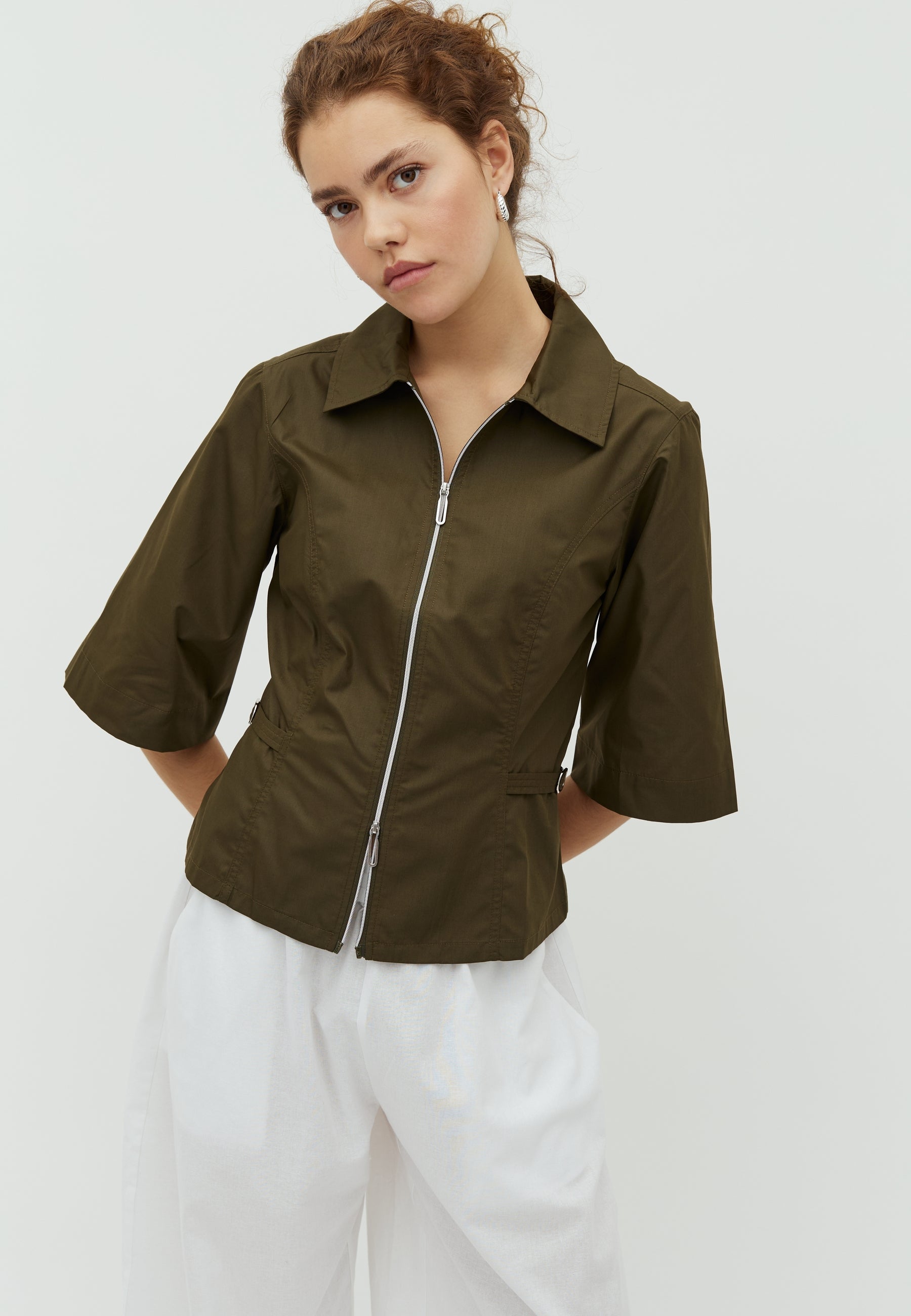Anoul-M_Dark Olive_Model_0
