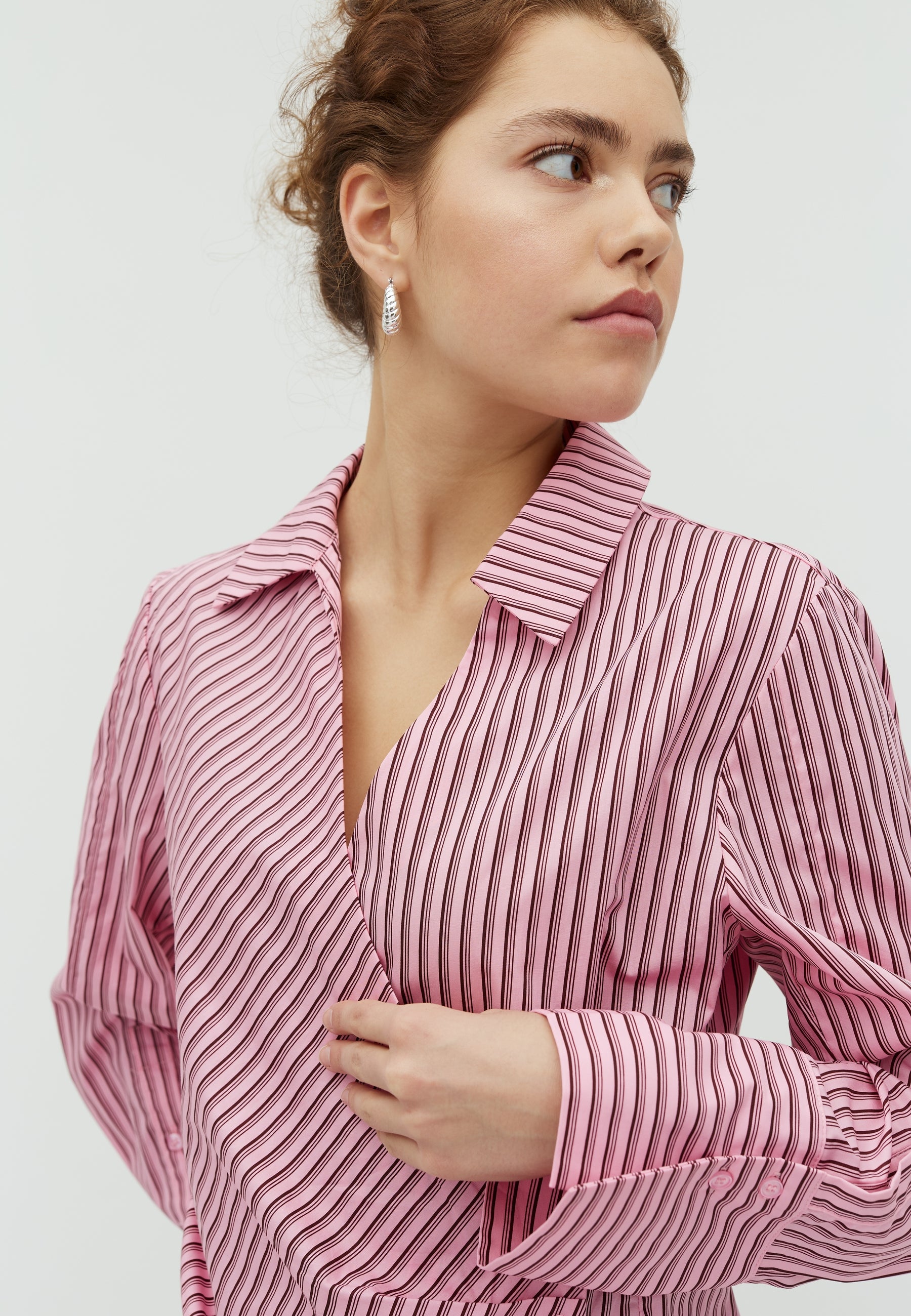 Gerri-M_Pink Bordeaux Stripe_Model_1