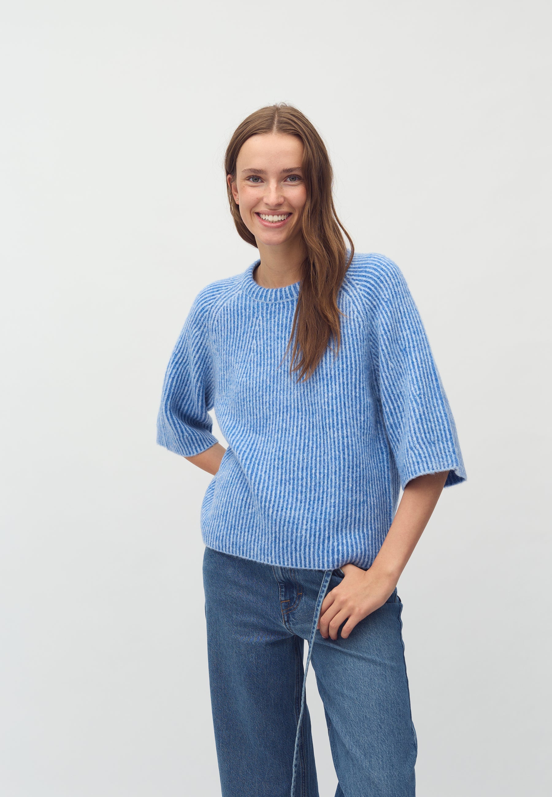 Ubeda-M_Blue Sapphire Stripe_Model_