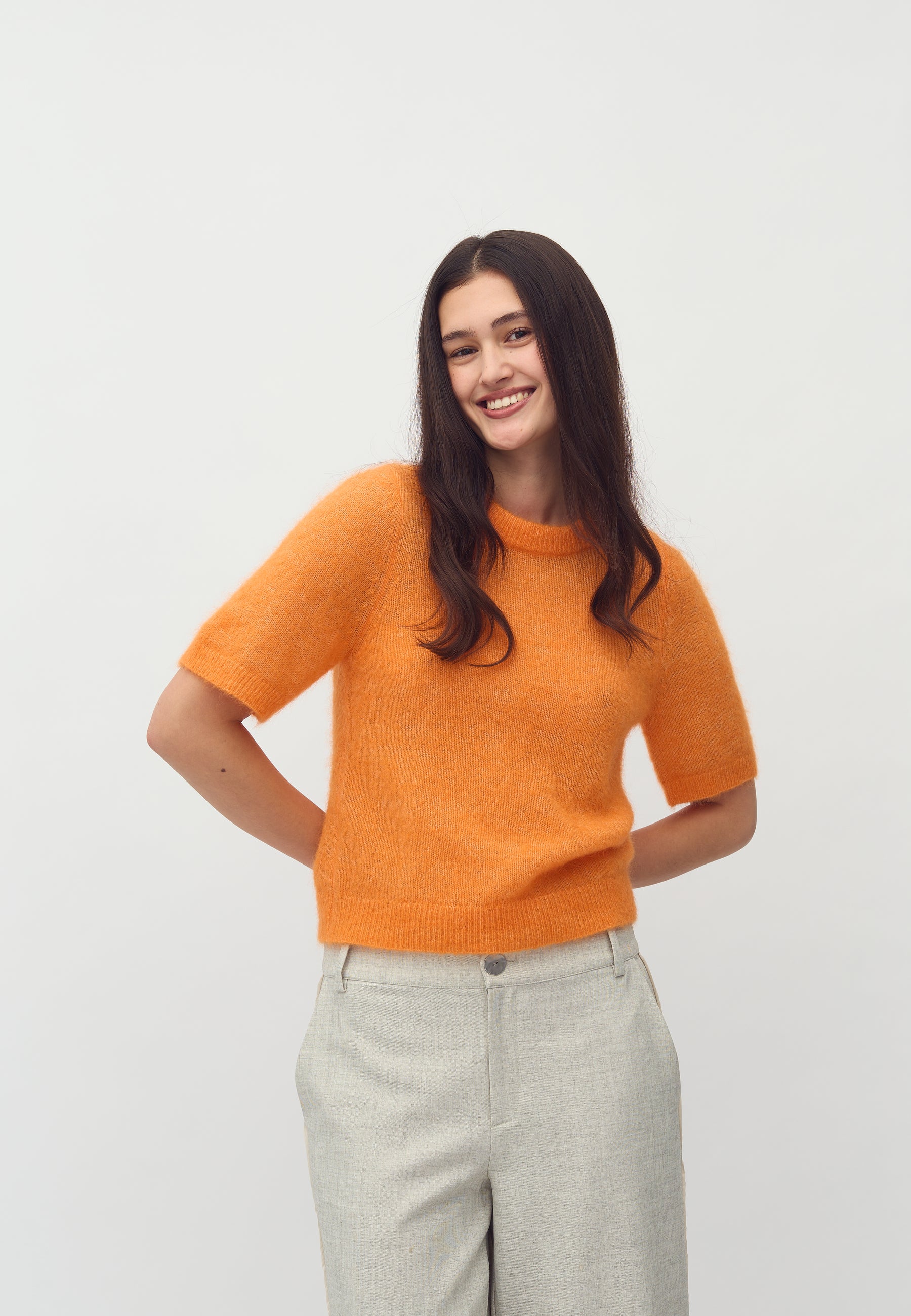 Carla-M_Orange Peel_Model_