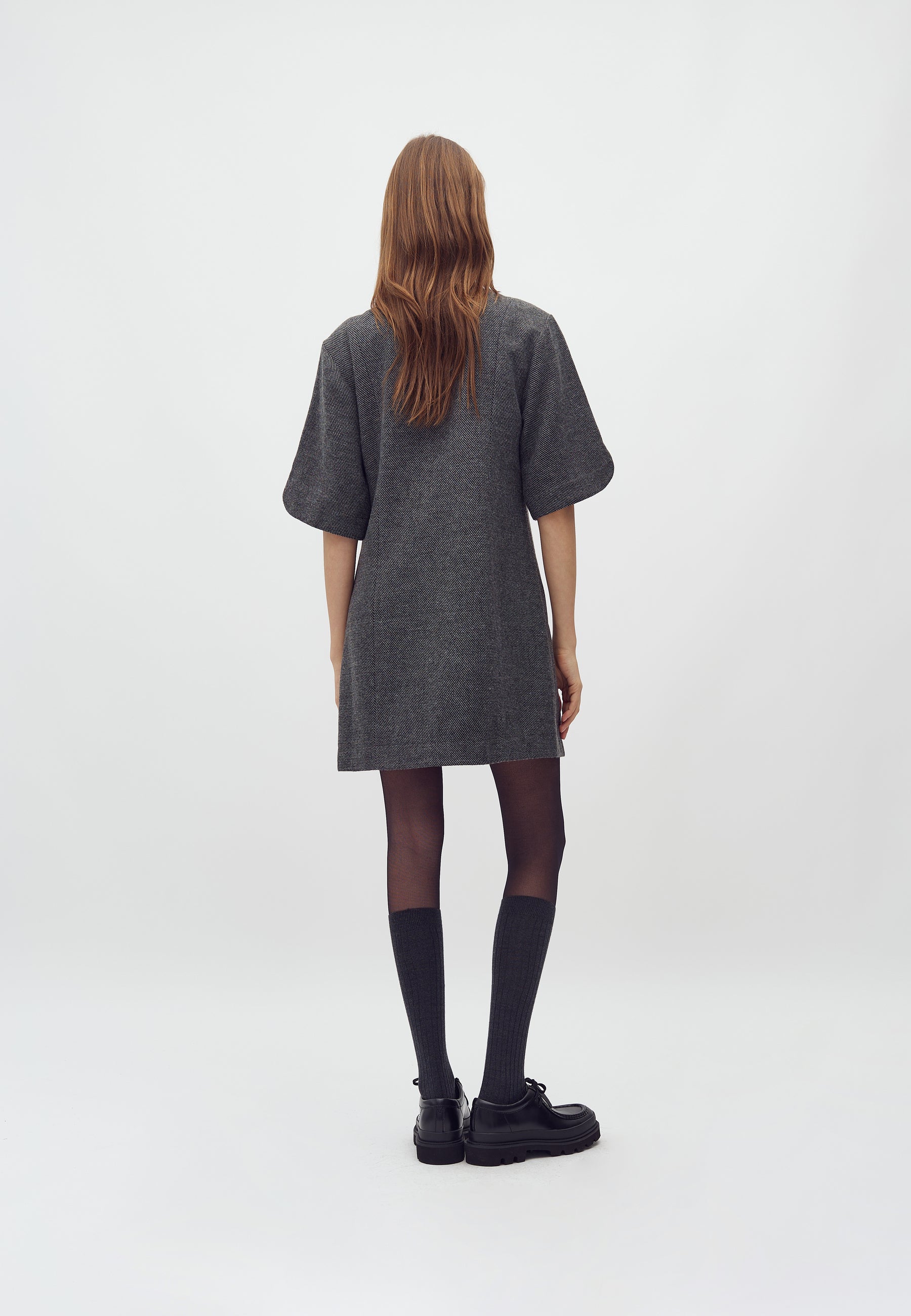 Baomino-M_Black Twill_Model_1