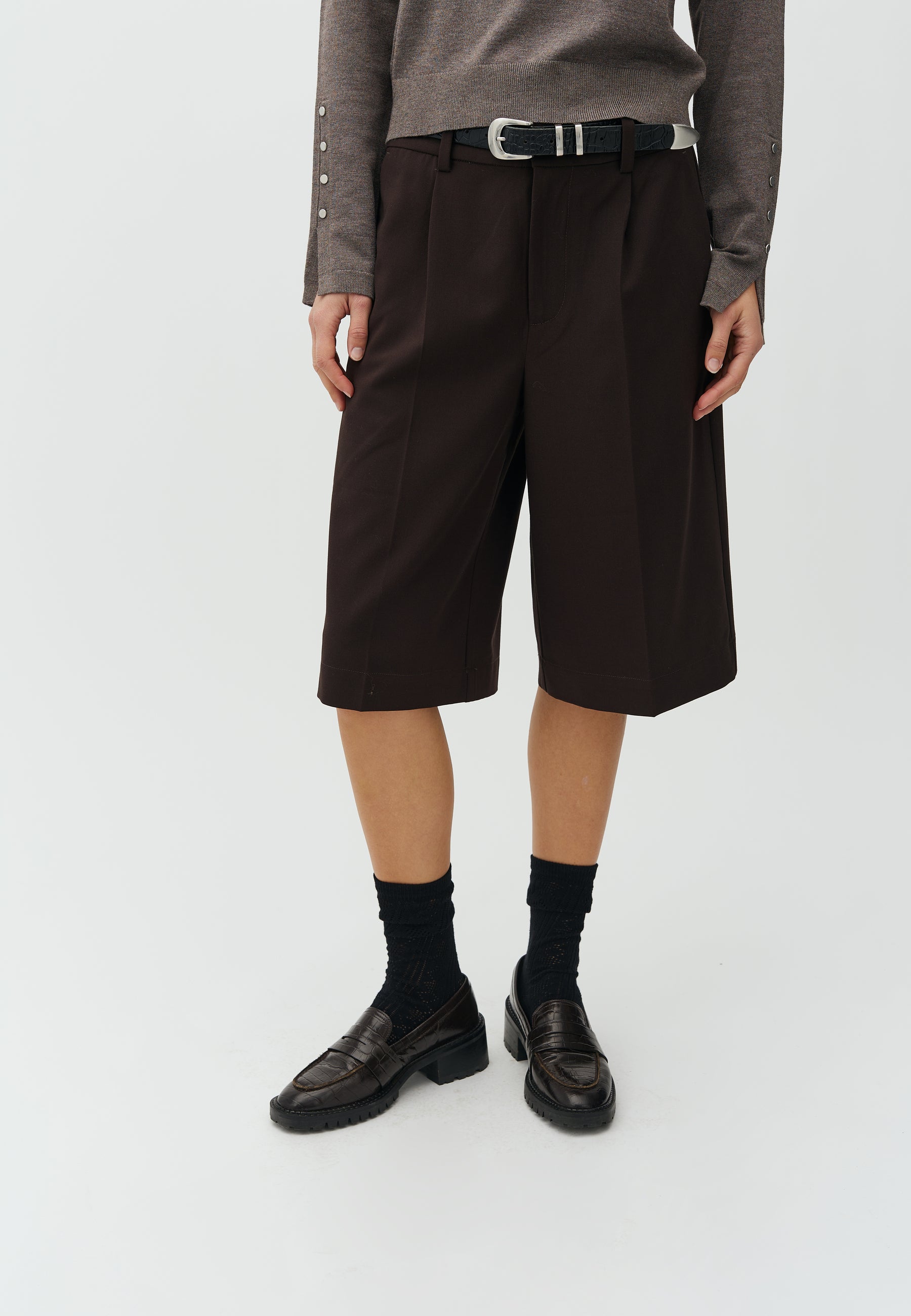 Bamudo-M_Black_Model_2