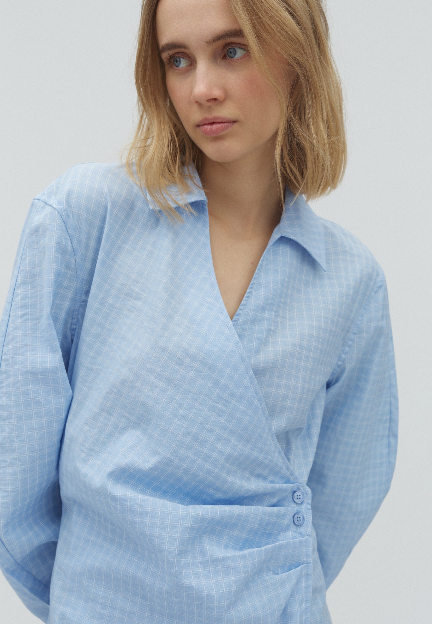 Kienna-M_Light Blue Check_Model_2