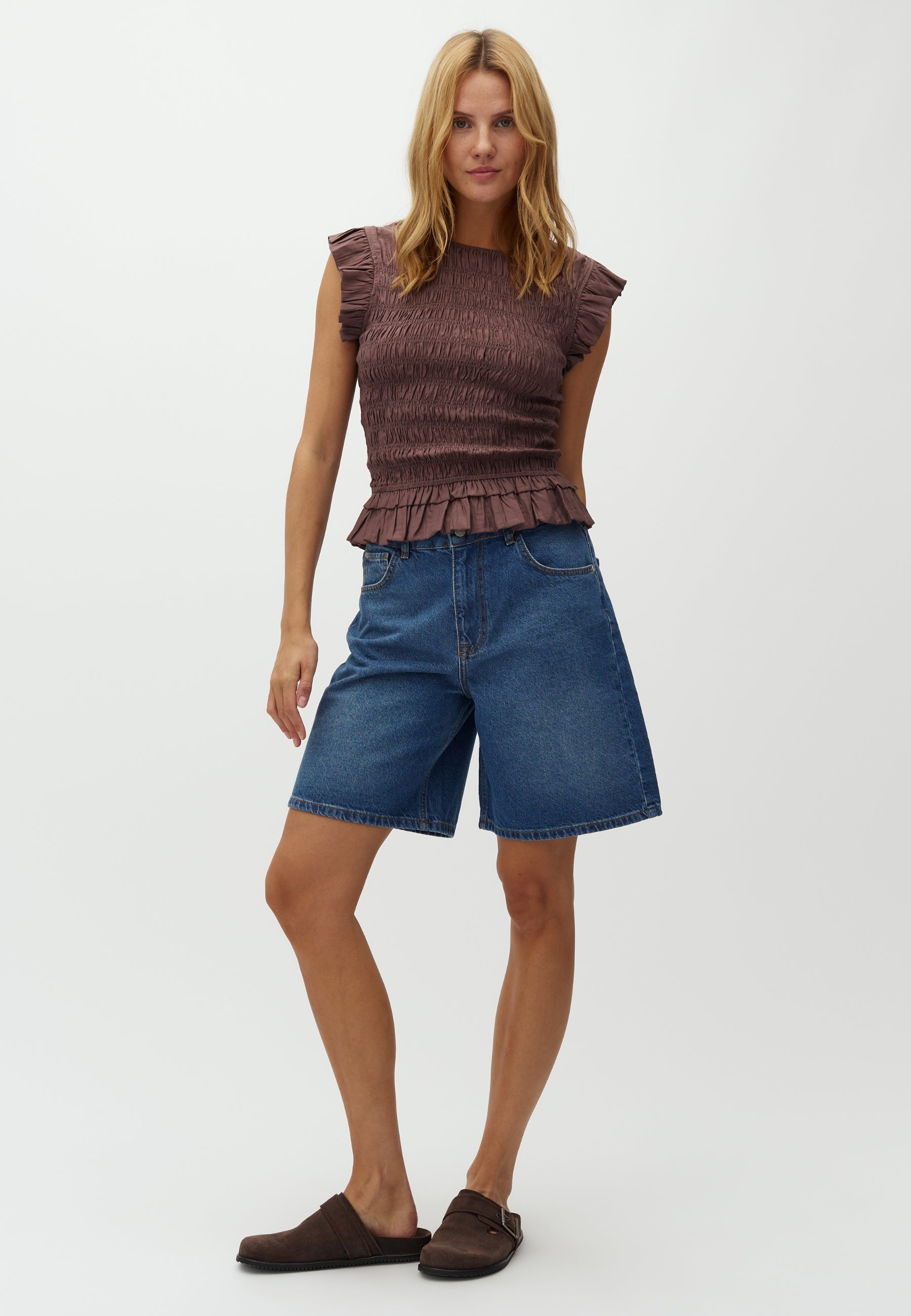 Venlora-M_Brown Lilac_Model_2